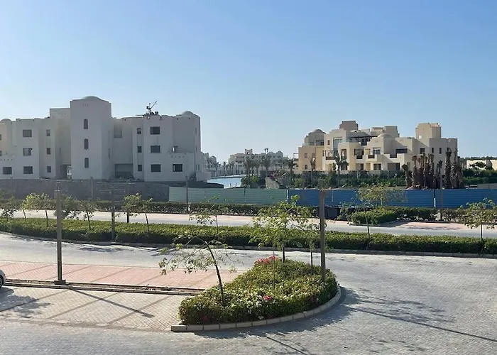 Mangroovy- Sensational 1br Sea & Kite View *